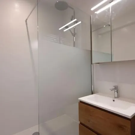 Plein Centre De Waterloo! 2 *